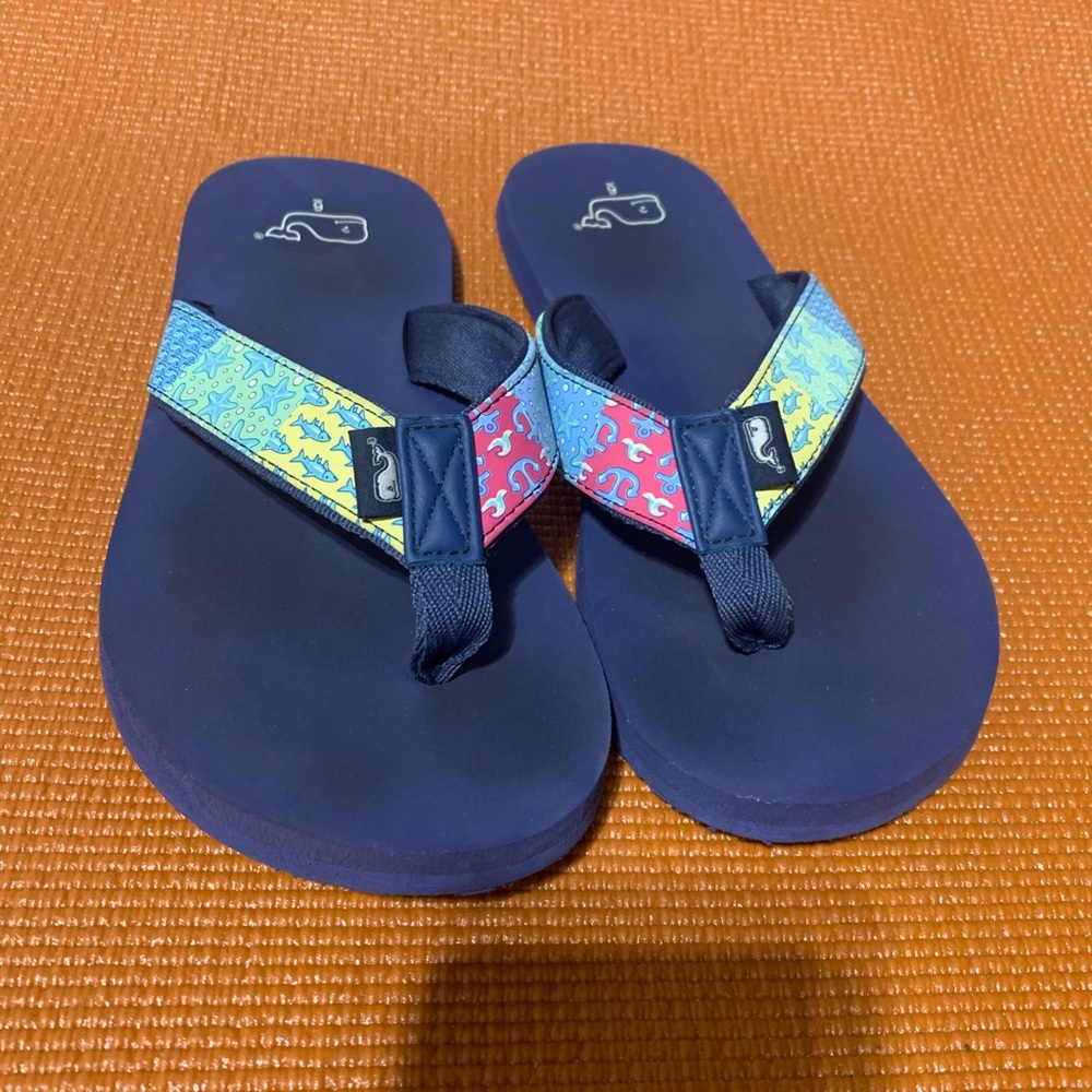 Vineyard Vines Big Kids Flip Flops